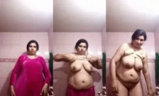 Horny Desi Bhabhi Shows Big Boobs