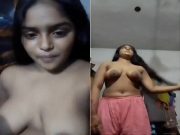 Cute Bangla girl Shows Her Boobs