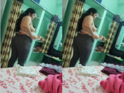 Desi Bhabhi Wearing Cloths