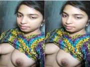 Desi Girl Shows Big Boobs