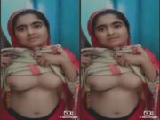 Paki Girl Showing Boobs